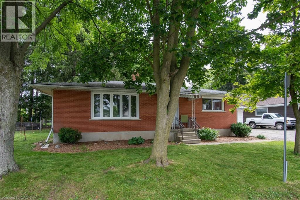 Detached for sale at 13 LEWIS Street, New Hamburg, Wilmot, Ontario, photo 3