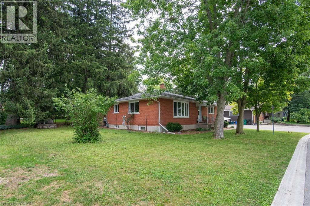 Detached for sale at 13 LEWIS Street, New Hamburg, Wilmot, Ontario, photo 4