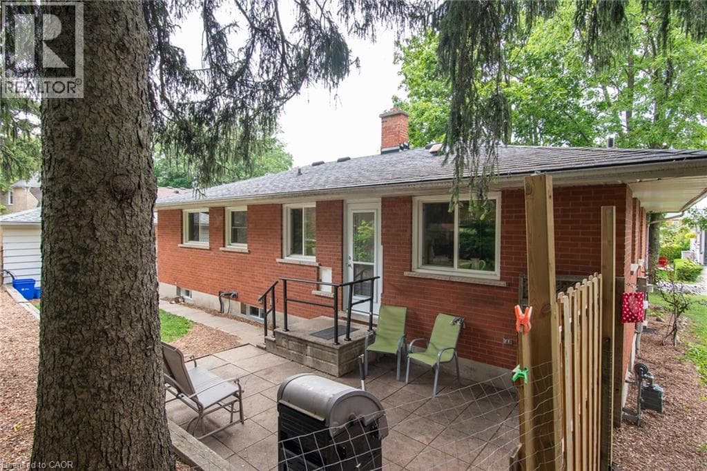 Detached for sale at 13 LEWIS Street, New Hamburg, Wilmot, Ontario, photo 6