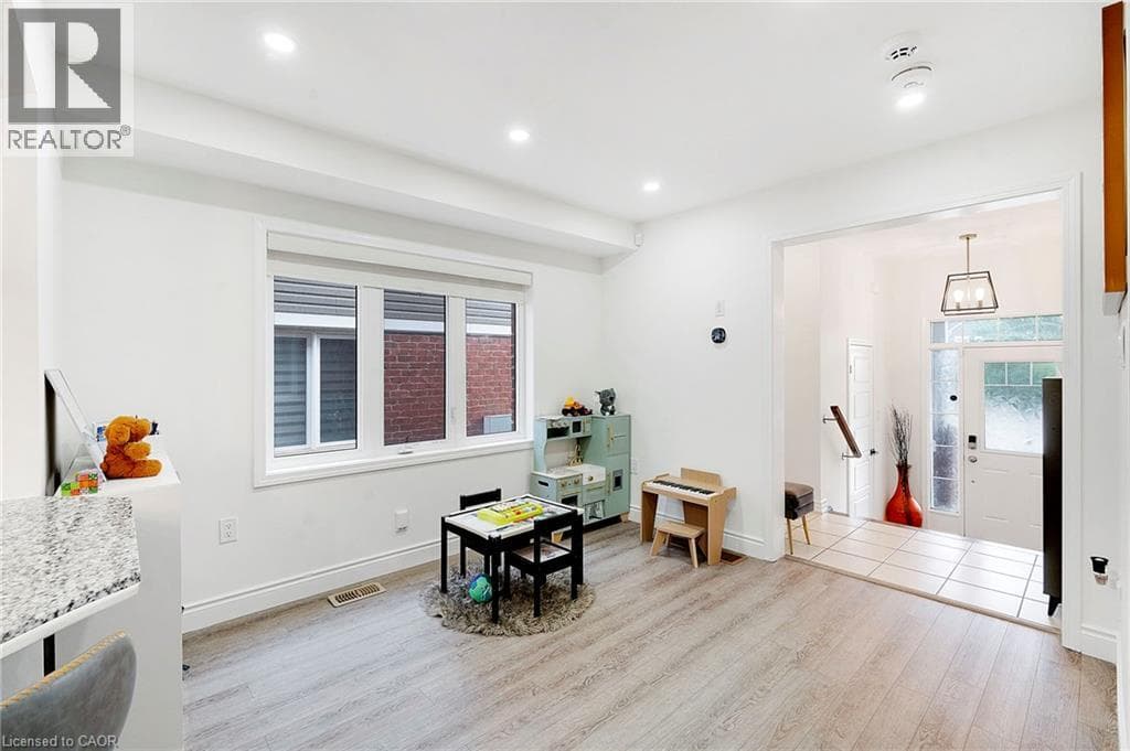 Townhouse for sale at 254 WATERBROOK Lane, Doon South, Kitchener, Ontario, photo 12