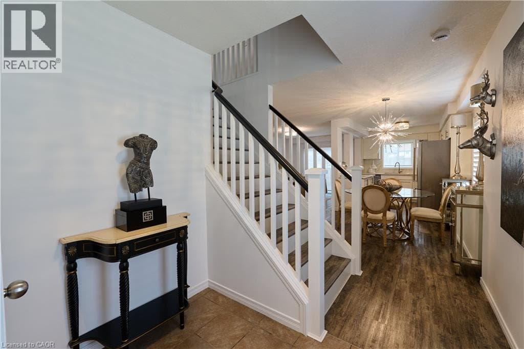Townhouse for sale at 6 UPPER MERCER Street Unit# A1, Grand River South, Kitchener, Ontario, photo 8