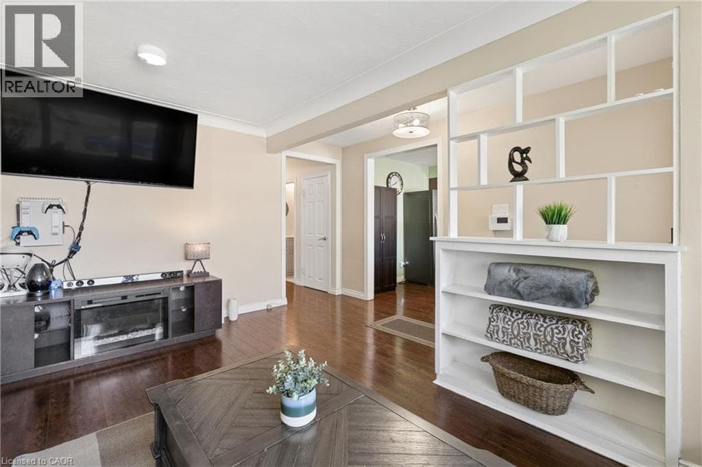 Detached for sale at 61 FAIRLAWN Road, Vanier, Kitchener, Ontario, photo 6