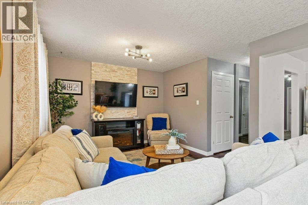 Detached for sale at 347 BANKSIDE Drive, Highland West, Kitchener, Ontario, photo 13