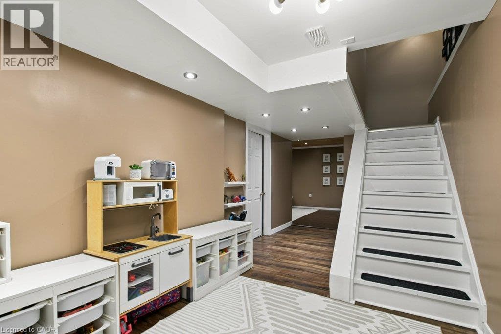 Detached for sale at 347 BANKSIDE Drive, Highland West, Kitchener, Ontario, photo 20