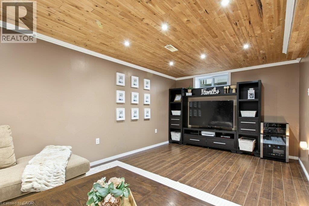 Detached for sale at 347 BANKSIDE Drive, Highland West, Kitchener, Ontario, photo 23