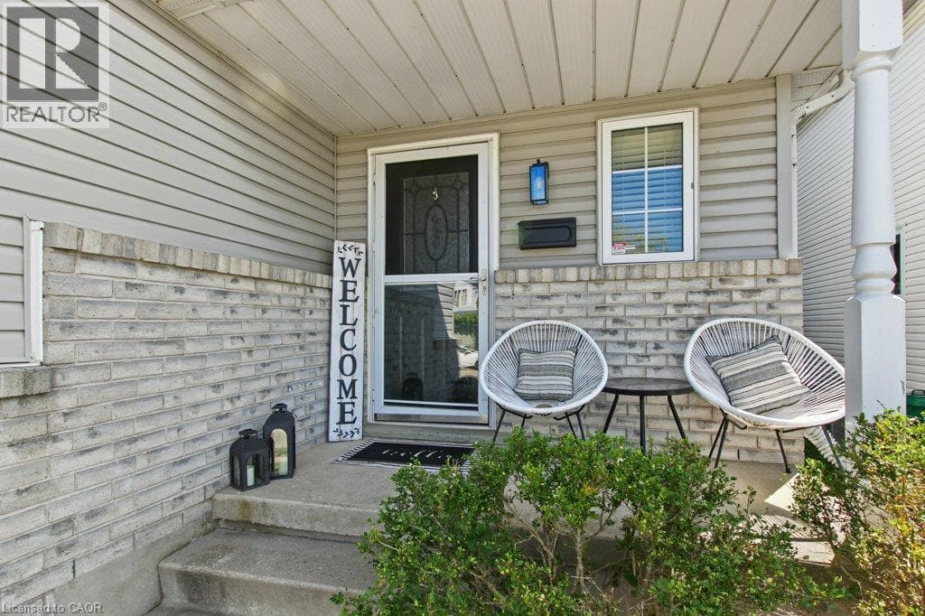 Detached for sale at 347 BANKSIDE Drive, Highland West, Kitchener, Ontario, photo 4