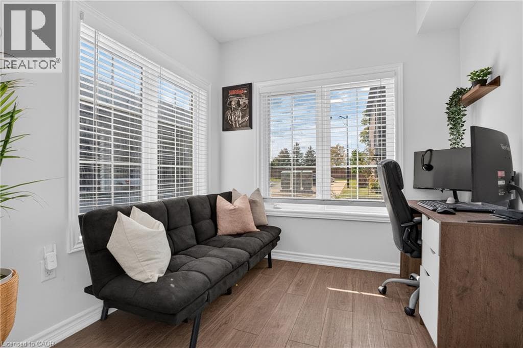 Townhouse for sale at 124 COMPASS Trail Unit# 49, Briardean, Cambridge, Ontario, photo 7