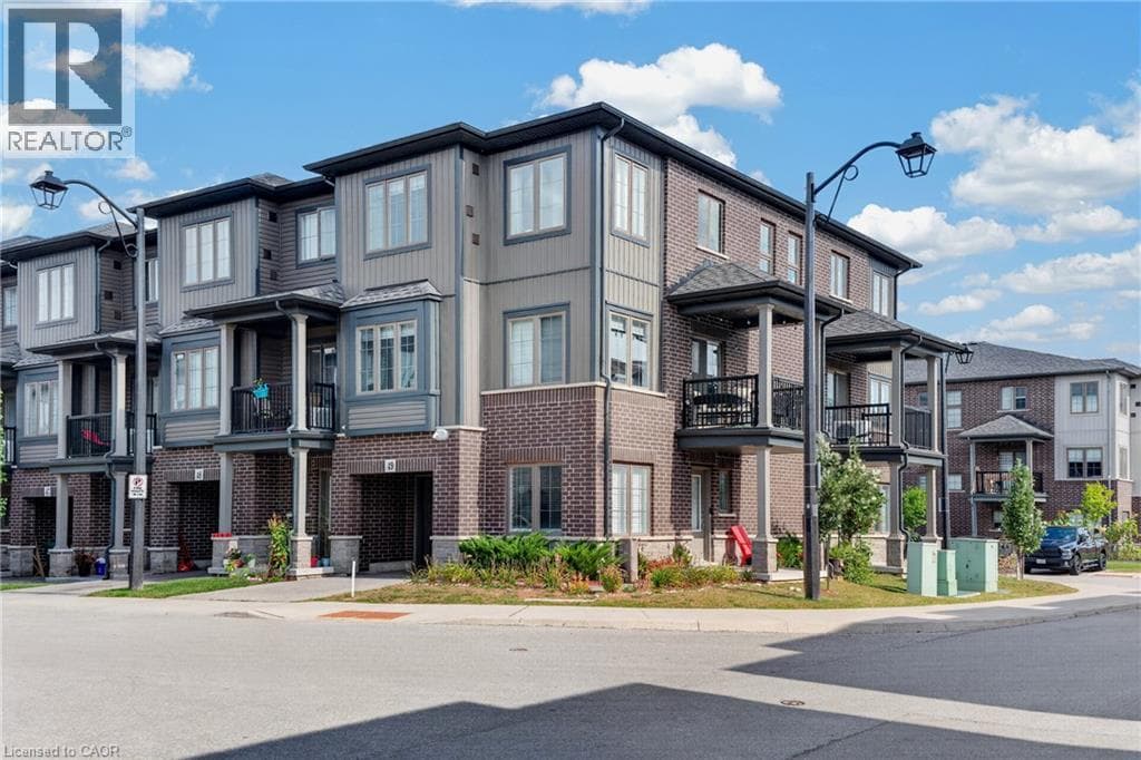 Townhouse for sale at 124 COMPASS Trail Unit# 49, Briardean, Cambridge, Ontario, photo 2