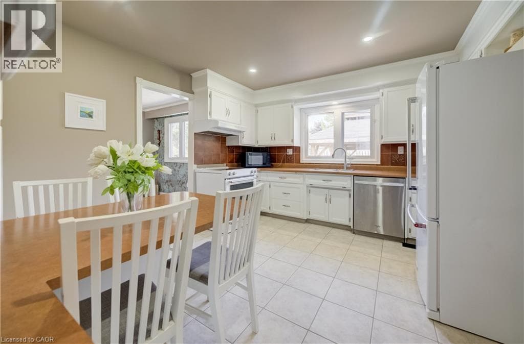 Detached for sale at 298 CREIGHTON Court, University Downs, Waterloo, Ontario, photo 11