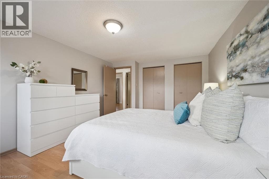 Detached for sale at 143 HILLBROOK Crescent, Forest Heights, Kitchener, Ontario, photo 16