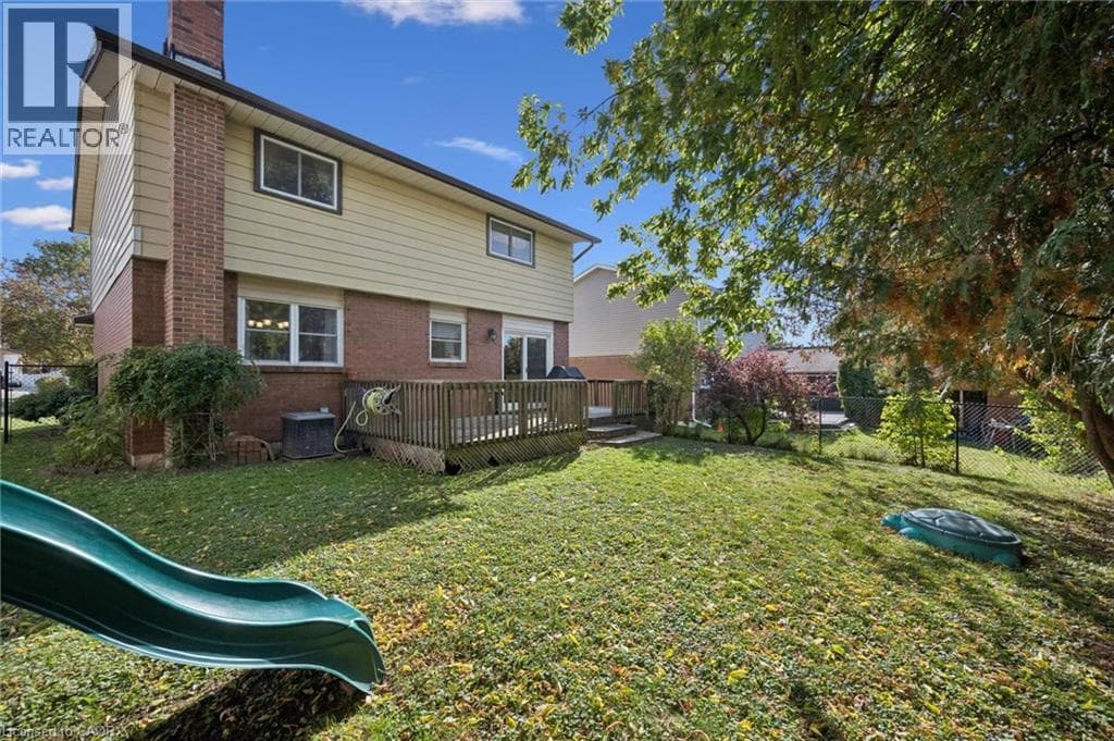 Detached for sale at 143 HILLBROOK Crescent, Forest Heights, Kitchener, Ontario, photo 36