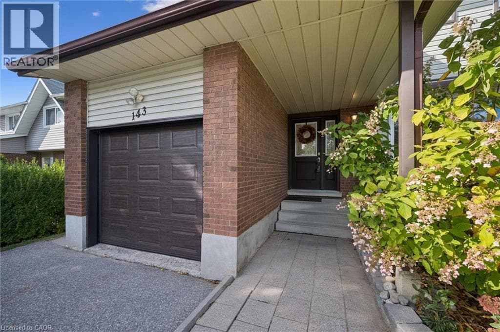 Detached for sale at 143 HILLBROOK Crescent, Forest Heights, Kitchener, Ontario, photo 40