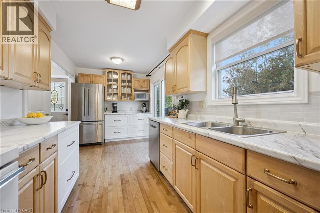 Detached for sale at 143 HILLBROOK Crescent, Forest Heights, Kitchener, Ontario, photo 12
