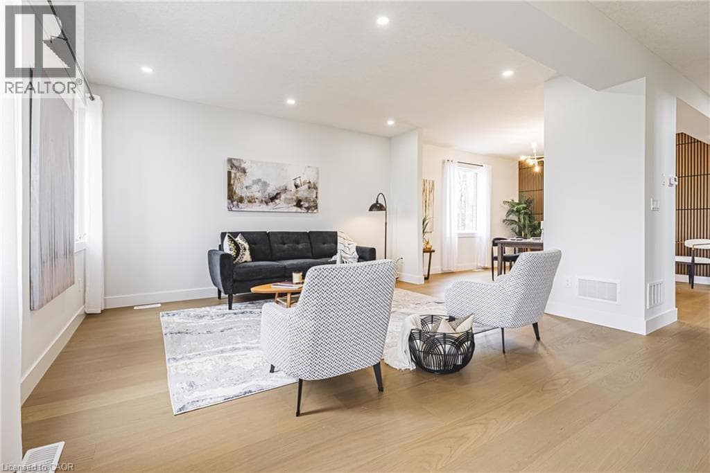 Detached for sale at 546 BENNINGER Drive, Laurentian West, Kitchener, Ontario, photo 10
