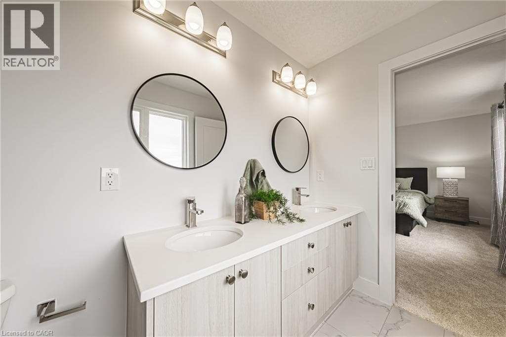 Detached for sale at 546 BENNINGER Drive, Laurentian West, Kitchener, Ontario, photo 25
