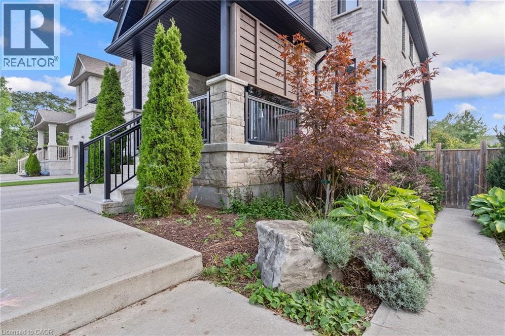 Detached for sale at 7 JOSEPH Street, Breslau, Woolwich, Ontario, photo 4