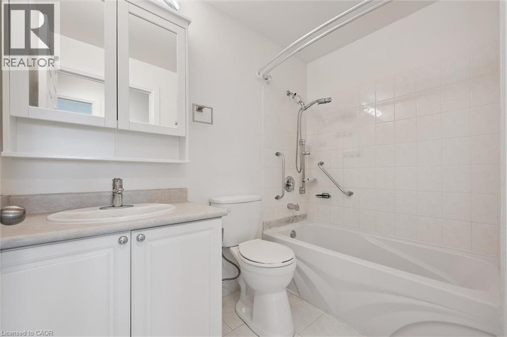 Apartment for sale at 55 BLUE SPRINGS Drive Unit# 706, Lincoln Heights, Waterloo, Ontario, photo 13