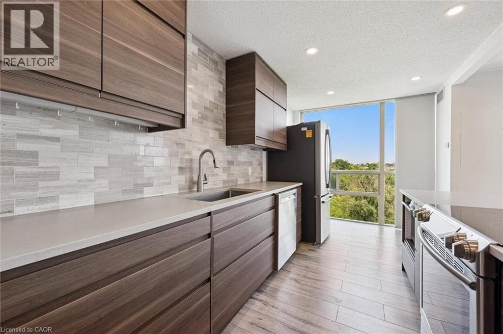 Apartment for sale at 55 BLUE SPRINGS Drive Unit# 706, Lincoln Heights, Waterloo, Ontario, photo 11