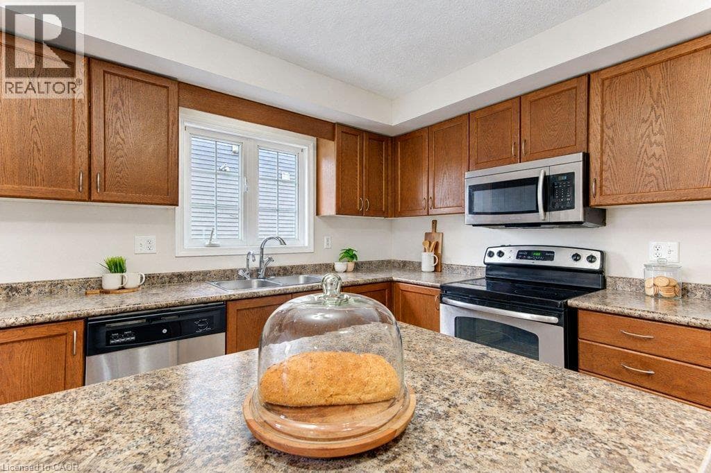 Townhouse for sale at 925 GLASGOW Street Unit# C, Highland West, Kitchener, Ontario, photo 12