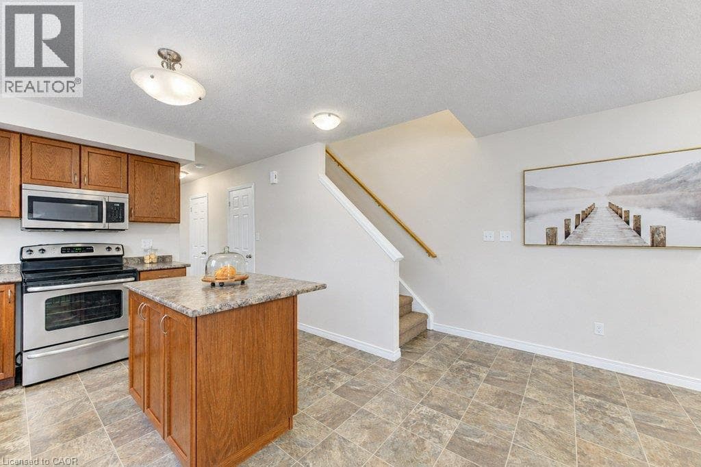 Townhouse for sale at 925 GLASGOW Street Unit# C, Highland West, Kitchener, Ontario, photo 11