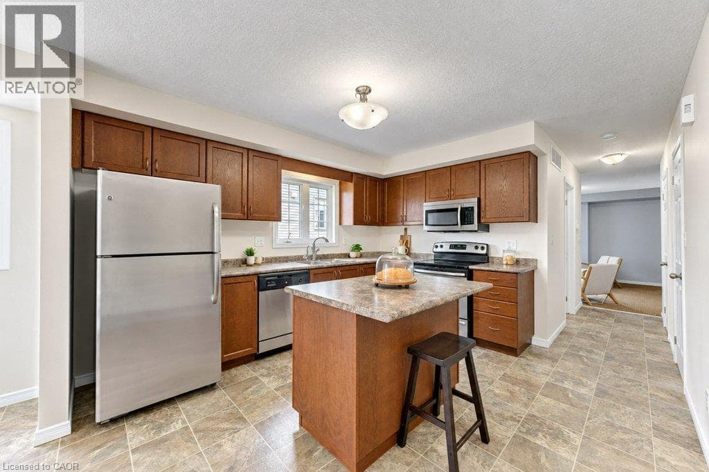 Townhouse for sale at 925 GLASGOW Street Unit# C, Highland West, Kitchener, Ontario, photo 8