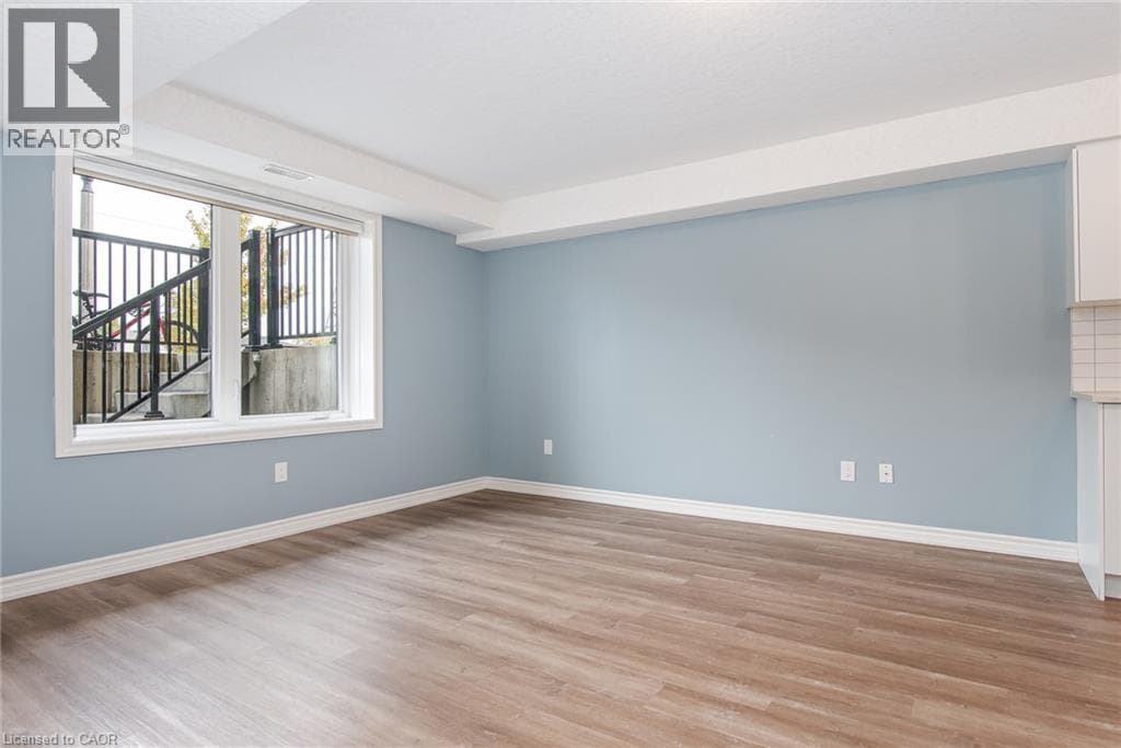 Apartment for sale at 243 CHAPEL HILL Drive, Doon South, Kitchener, Ontario, photo 10
