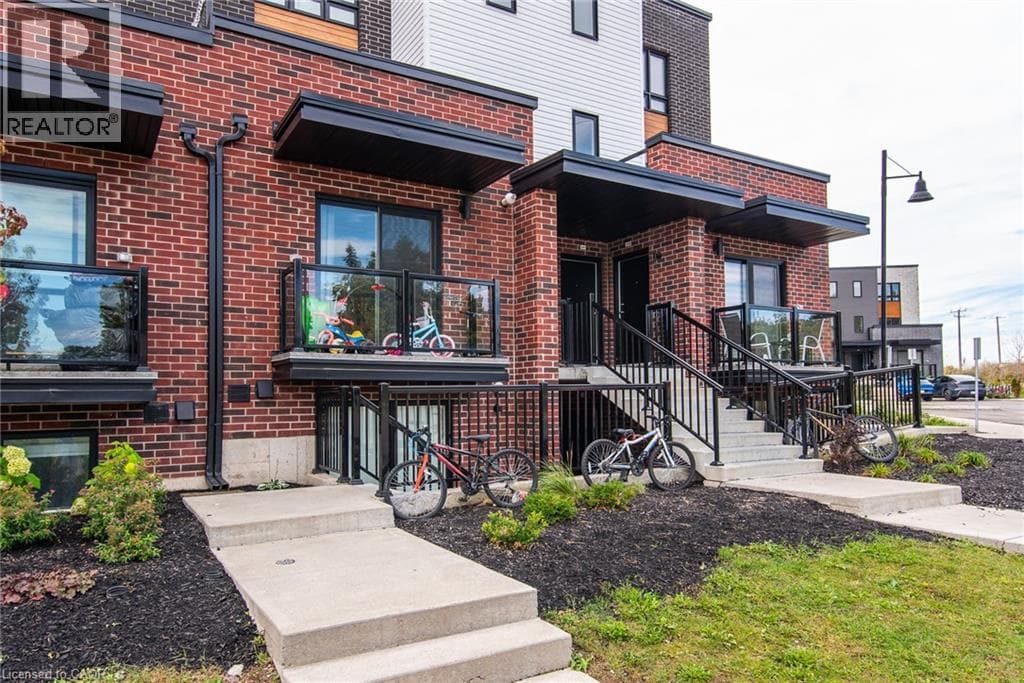 Apartment for sale at 243 CHAPEL HILL Drive, Doon South, Kitchener, Ontario, photo 3
