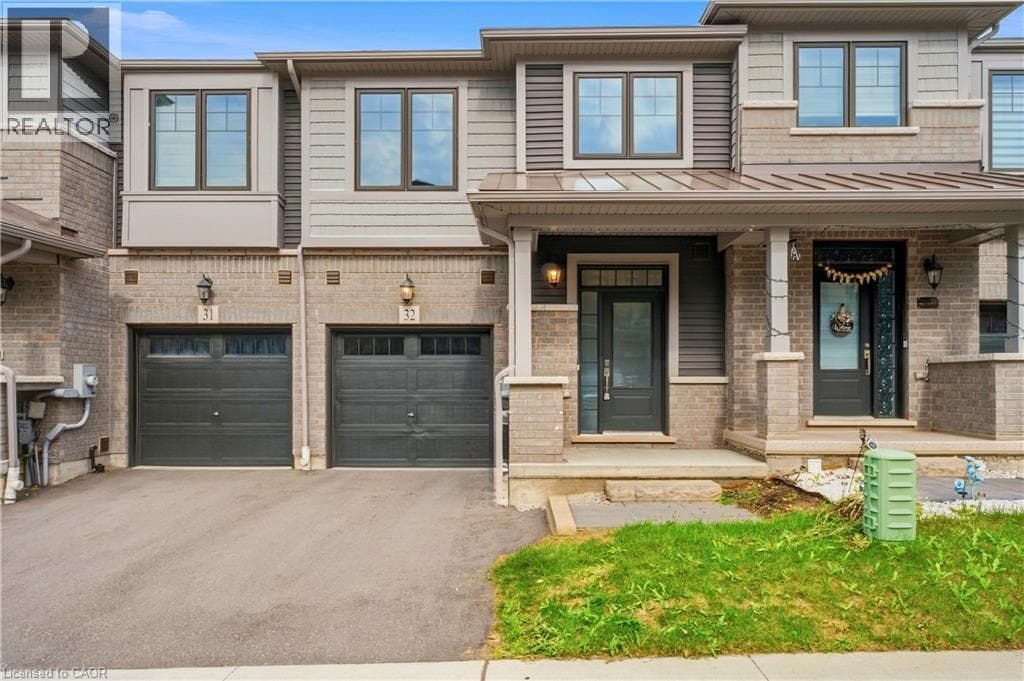 Townhouse for sale at 10 BIRMINGHAM Drive Unit# 32, Industrial Park, Cambridge, Ontario, photo 4
