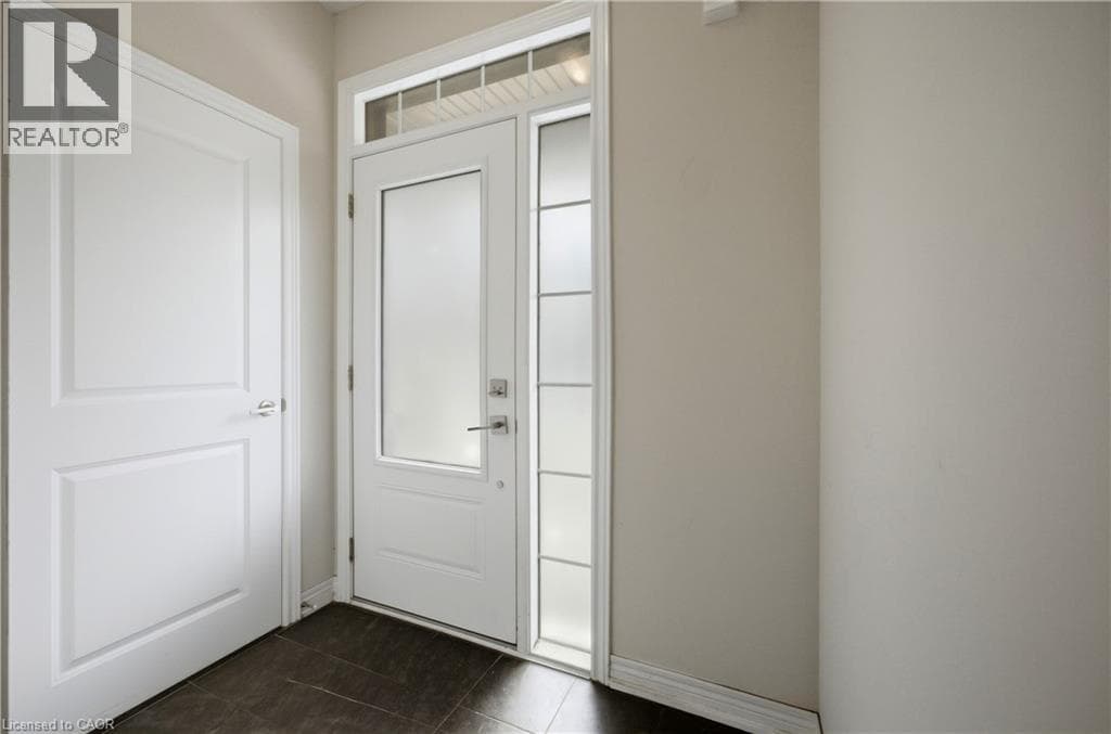 Townhouse for sale at 10 BIRMINGHAM Drive Unit# 32, Industrial Park, Cambridge, Ontario, photo 7
