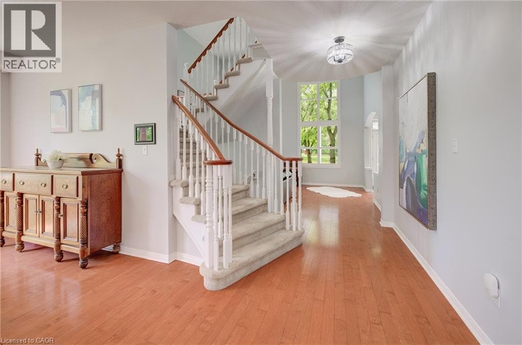 Detached for sale at 23 BUERKLE Court, Doon South, Kitchener, Ontario, photo 9