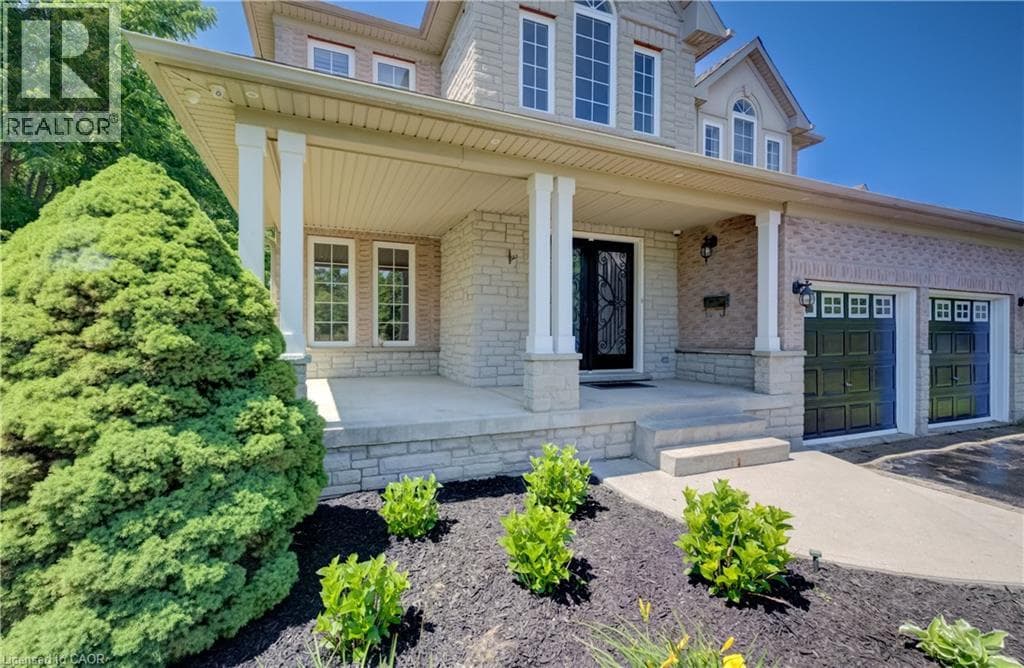 Detached for sale at 23 BUERKLE Court, Doon South, Kitchener, Ontario, photo 4