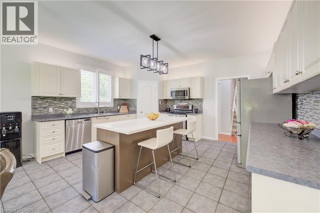 Detached for sale at 23 BUERKLE Court, Doon South, Kitchener, Ontario, photo 14