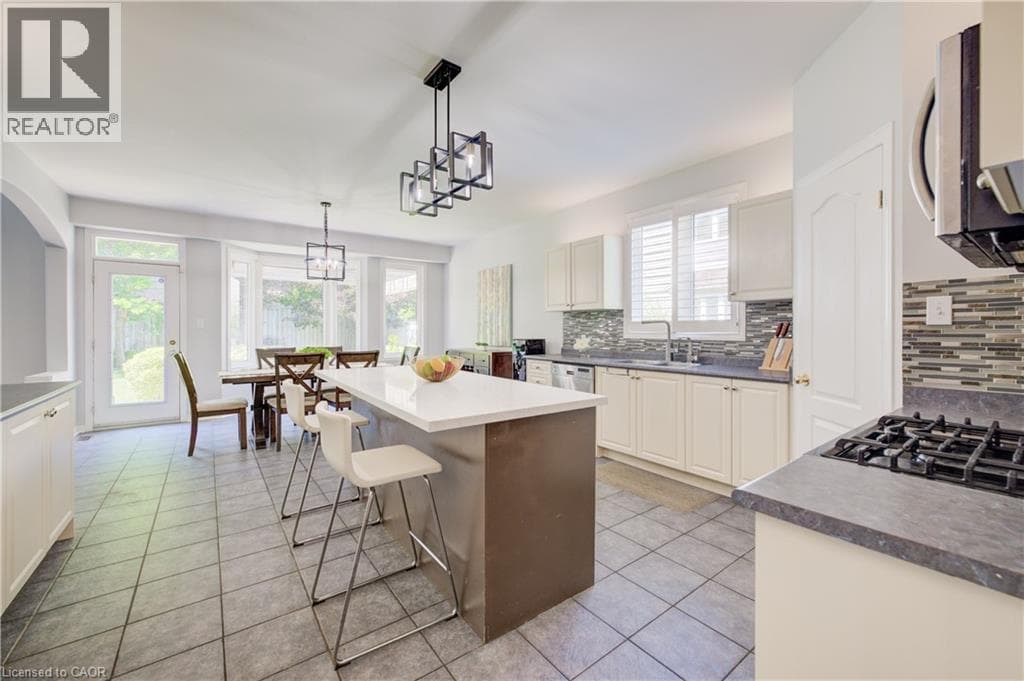 Detached for sale at 23 BUERKLE Court, Doon South, Kitchener, Ontario, photo 19