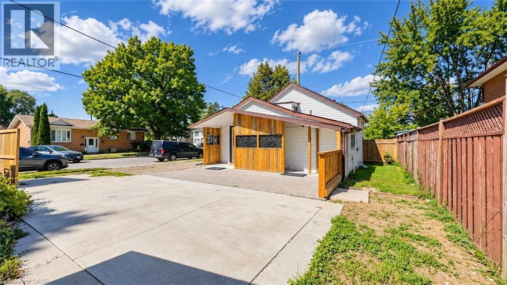 Detached for sale at 76 AVENUE Road, Northview, Cambridge, Ontario, photo 3