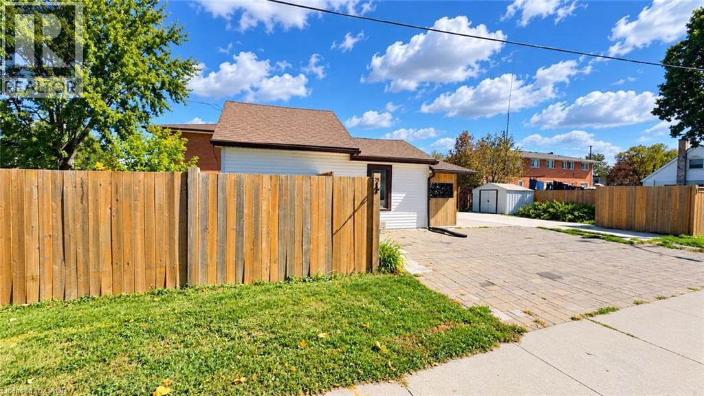Detached for sale at 76 AVENUE Road, Northview, Cambridge, Ontario, photo 6
