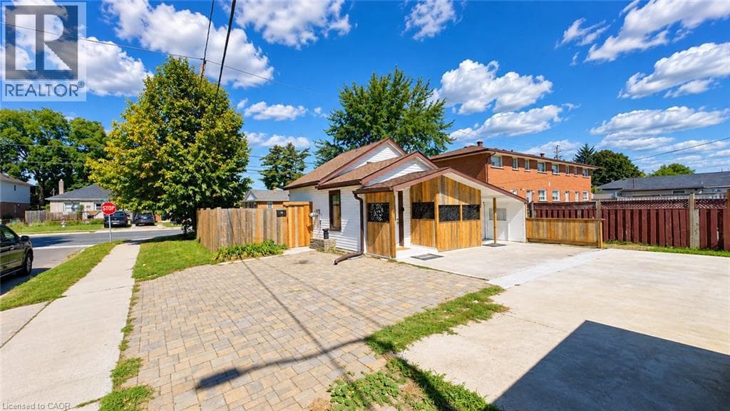 Detached for sale at 76 AVENUE Road, Northview, Cambridge, Ontario, photo 4
