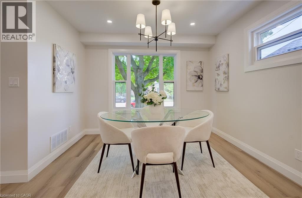 Detached for sale at 34 MOORE Avenue N, Uptown North, Waterloo, Ontario, photo 4