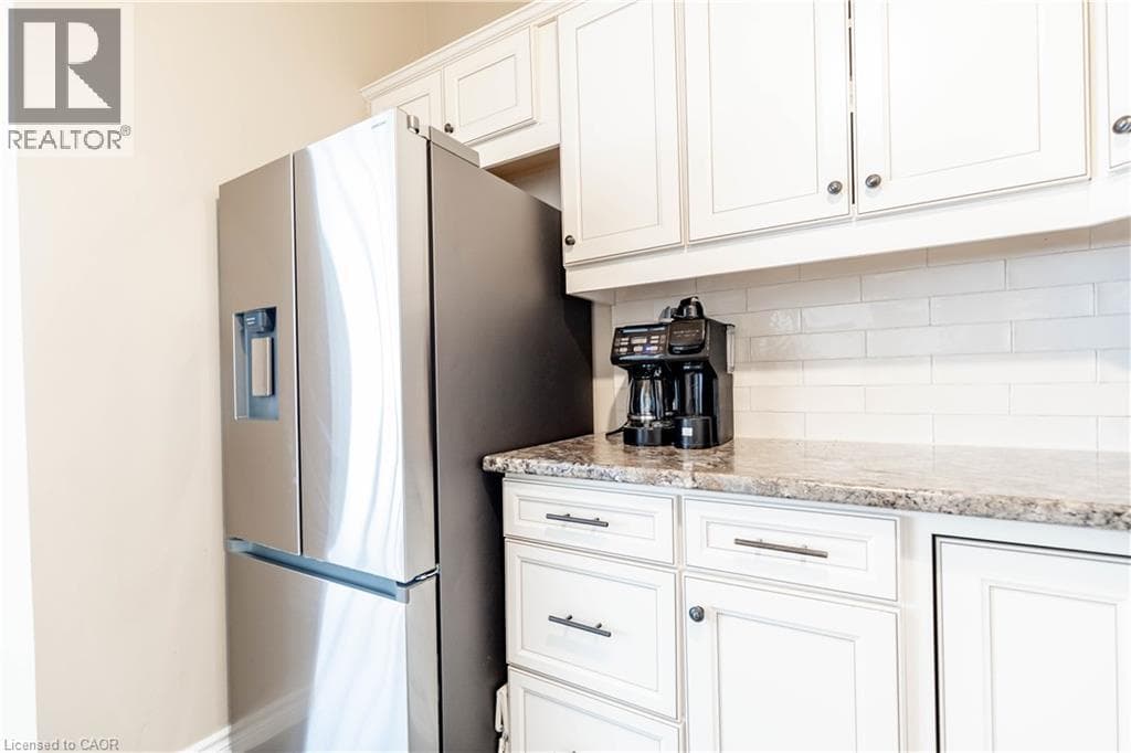 Townhouse for sale at 82 OVERLEA Drive, Forest Hill, Kitchener, Ontario, photo 10
