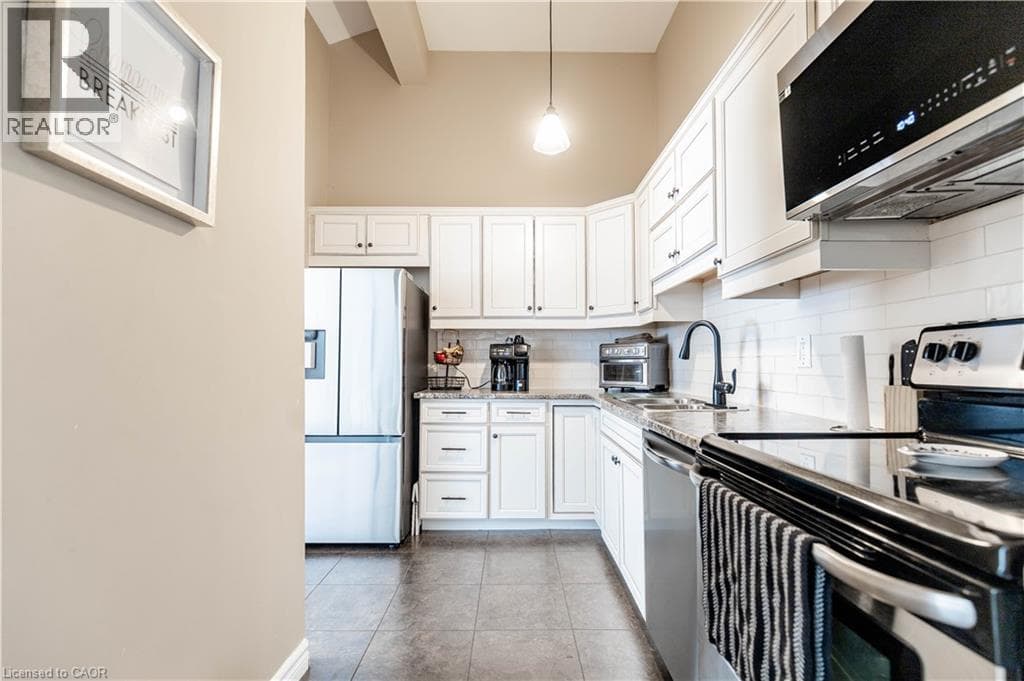 Townhouse for sale at 82 OVERLEA Drive, Forest Hill, Kitchener, Ontario, photo 9