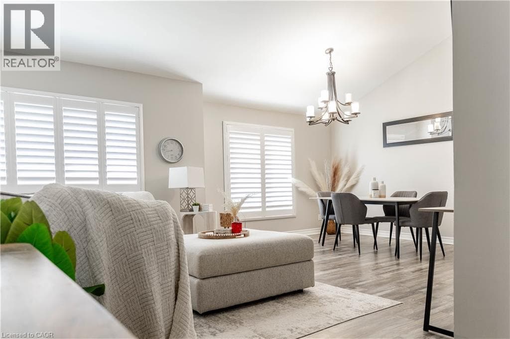 Townhouse for sale at 82 OVERLEA Drive, Forest Hill, Kitchener, Ontario, photo 3