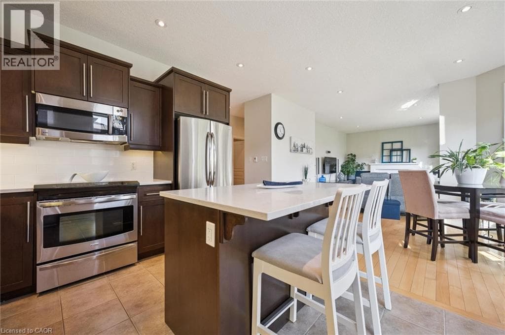 Detached for sale at 25 HUNSBERGER Drive, Baden, Wilmot, Ontario, photo 10