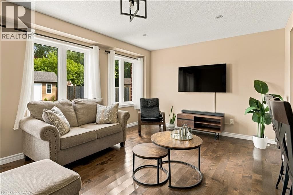 Detached for sale at 80 ROBERT SIMONE Way, Ayr, North Dumfries, Ontario, photo 15