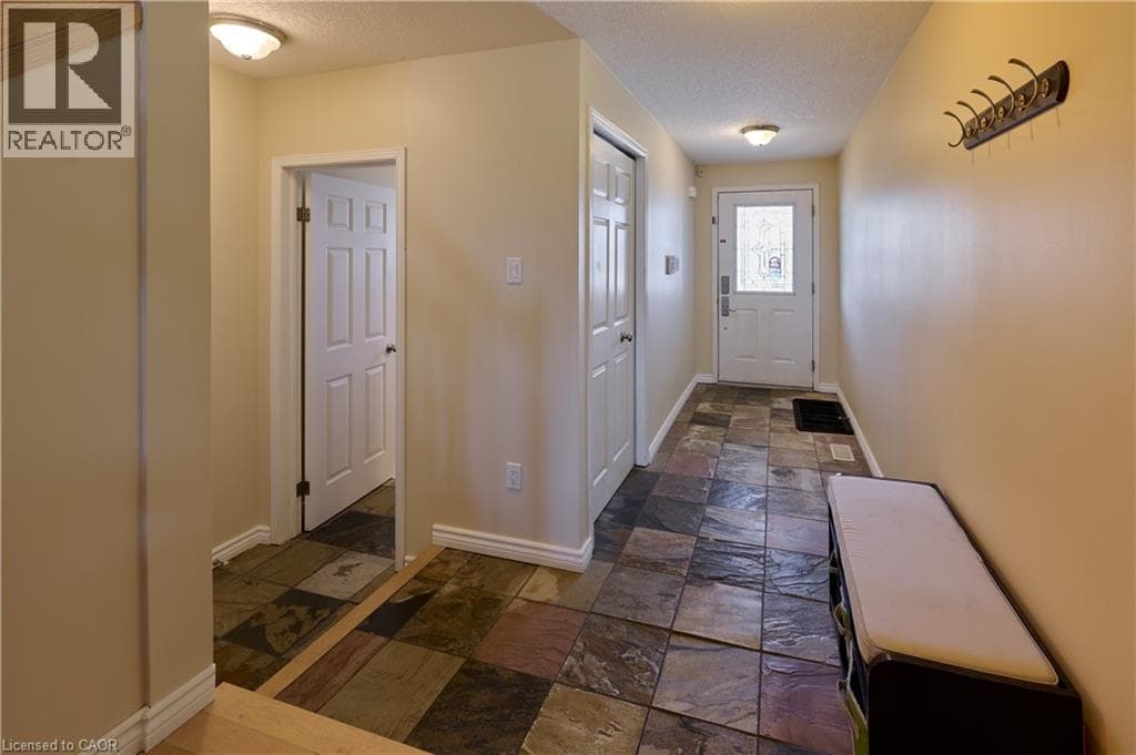 Detached for sale at 126 SNOWDROP Crescent, Laurentian West, Kitchener, Ontario, photo 6