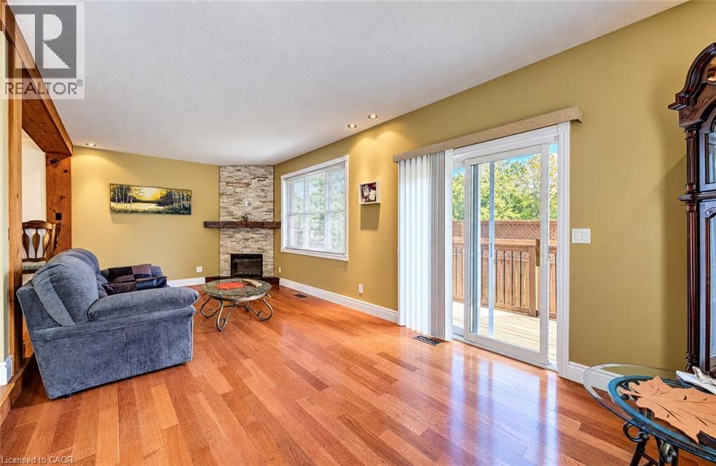Detached for sale at 34 BRAUN Street, Midtown, Kitchener, Ontario, photo 5