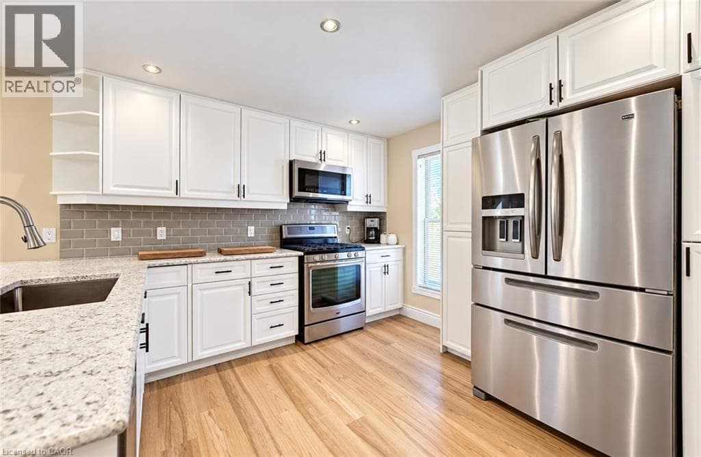 Detached for sale at 34 BRAUN Street, Midtown, Kitchener, Ontario, photo 7