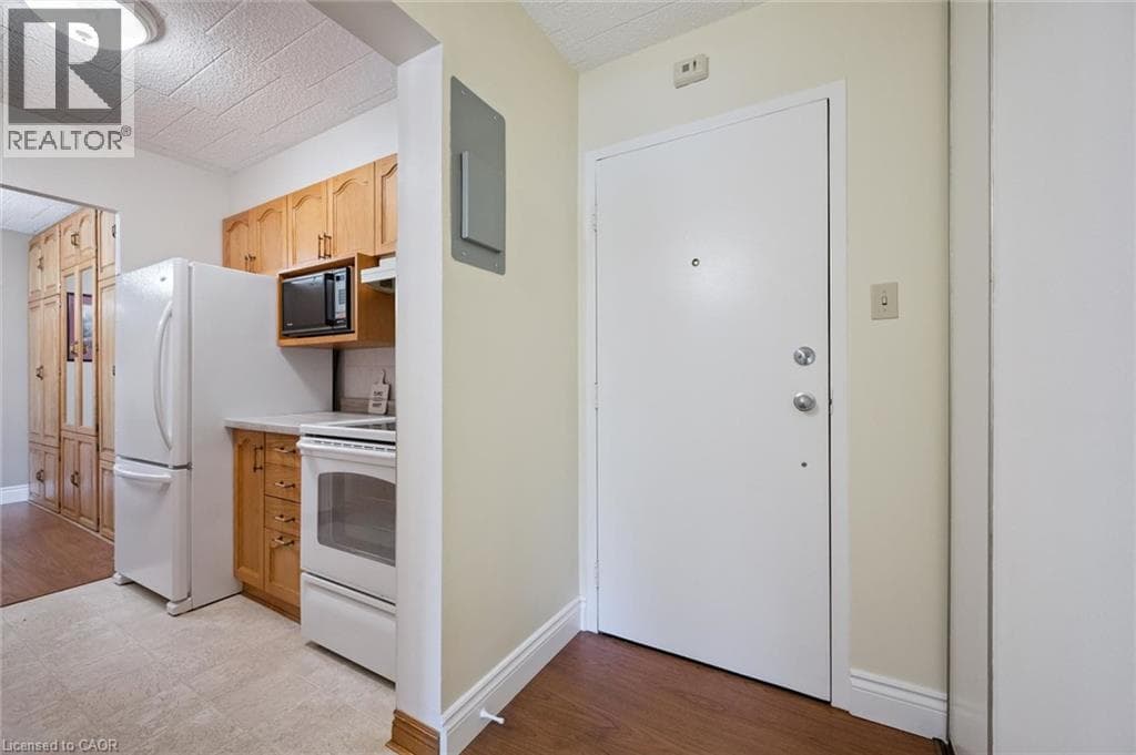 Apartment for sale at 6 WALTON Avenue Unit# 107, Vanier, Kitchener, Ontario, photo 10