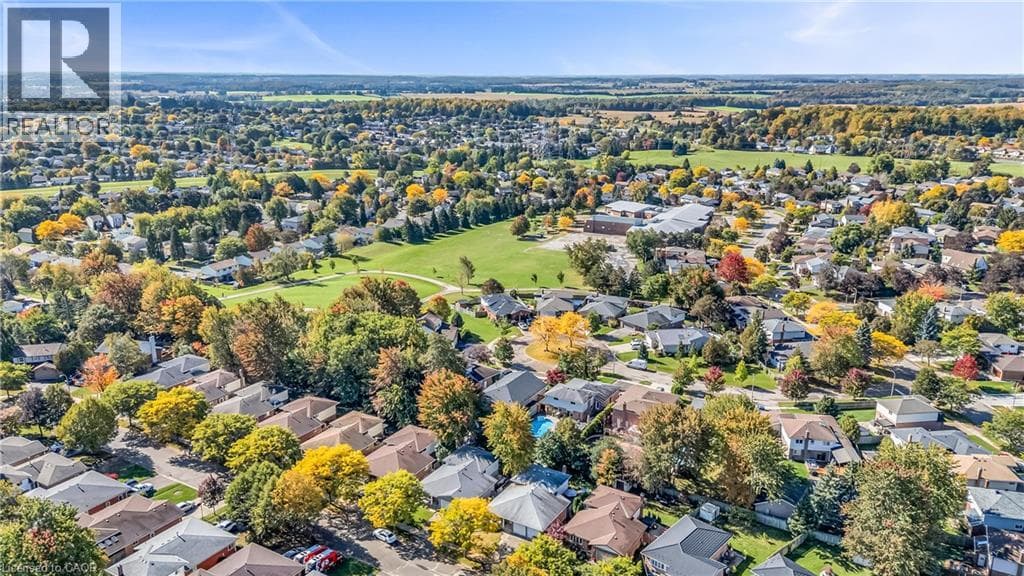 Detached for sale at 103 WESTVIEW Crescent, Forest Heights, Kitchener, Ontario, photo 4