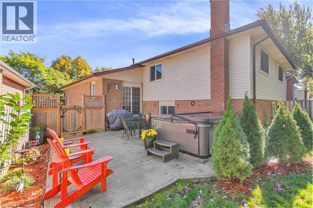 Detached for sale at 103 WESTVIEW Crescent, Forest Heights, Kitchener, Ontario, photo 5