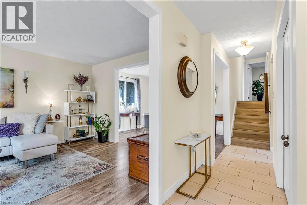 Detached for sale at 103 WESTVIEW Crescent, Forest Heights, Kitchener, Ontario, photo 9