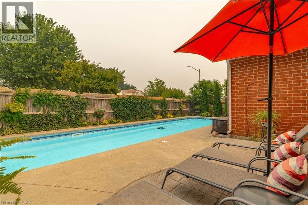 Detached for sale at 79 BEAVERBROOK Crescent, Branchton Park, Cambridge, Ontario, photo 9